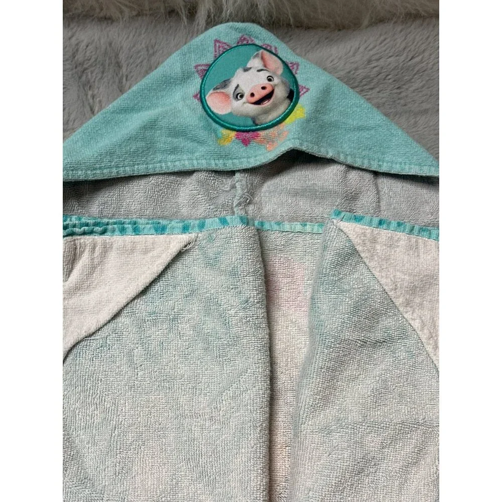 Moana Kids Hooded Beach Towel